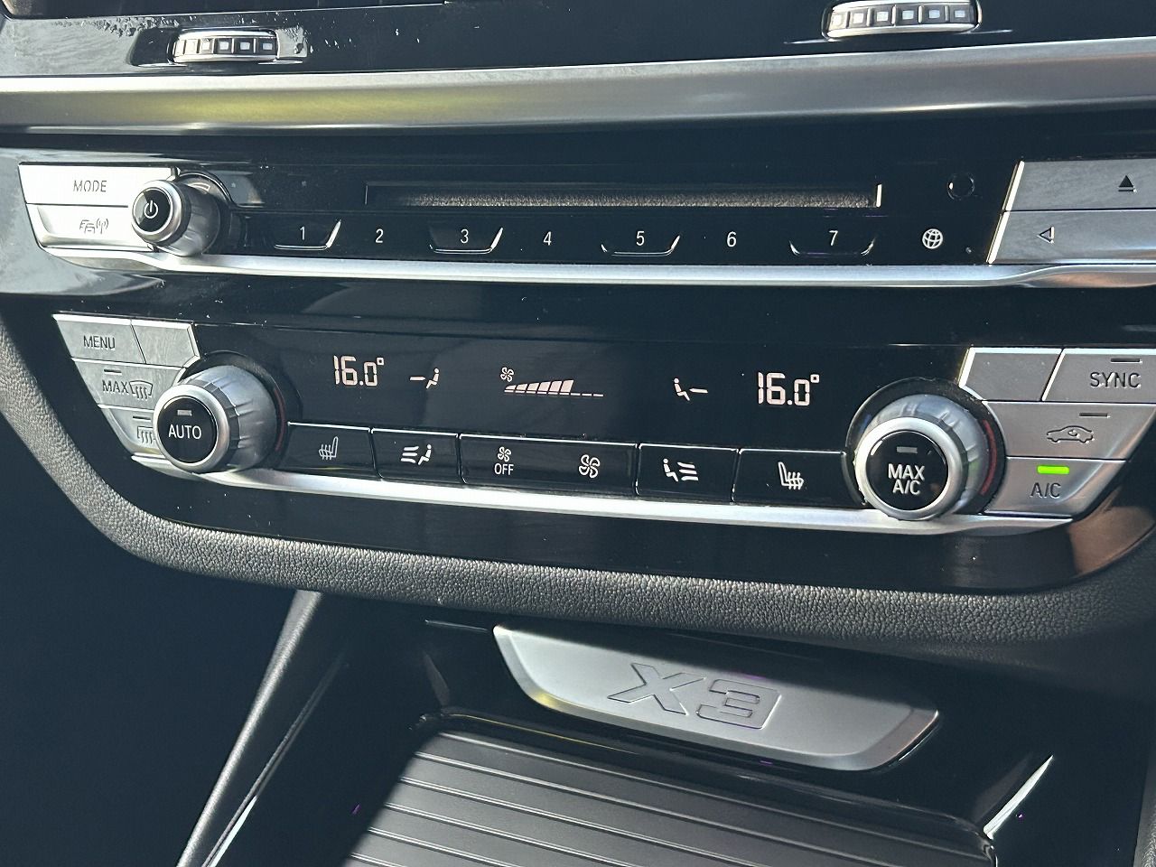 X3 20D