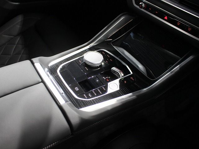 X6 xDrive30d M Sport RHD