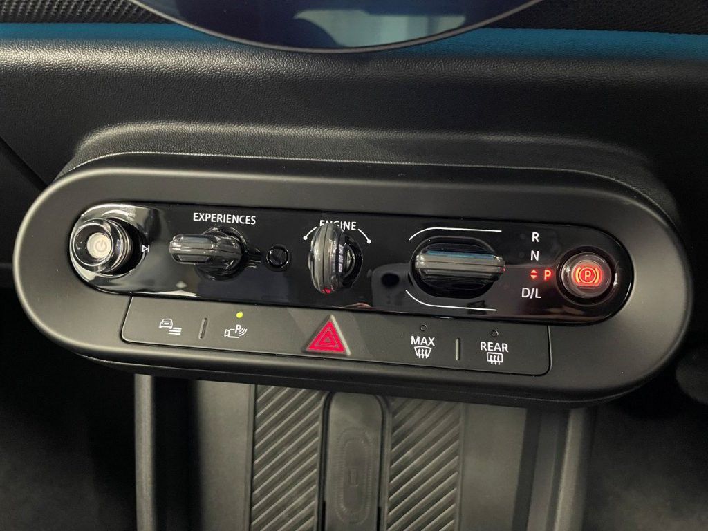 F66 MINI Cooper C 3Dr