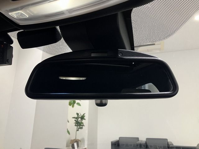 118D 5DOOR RHD