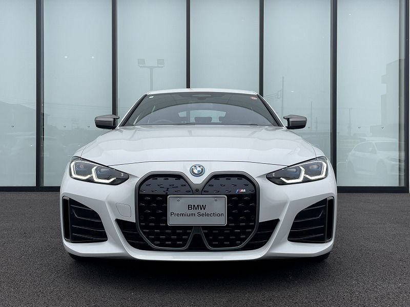 G26 i4 M50 RHD