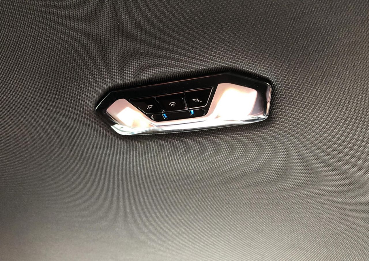G26 i4 eDrive40 RHD