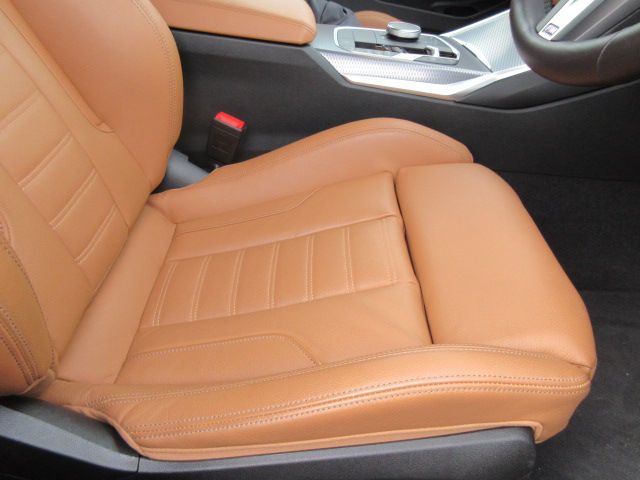 320d xDrive Berline RHD