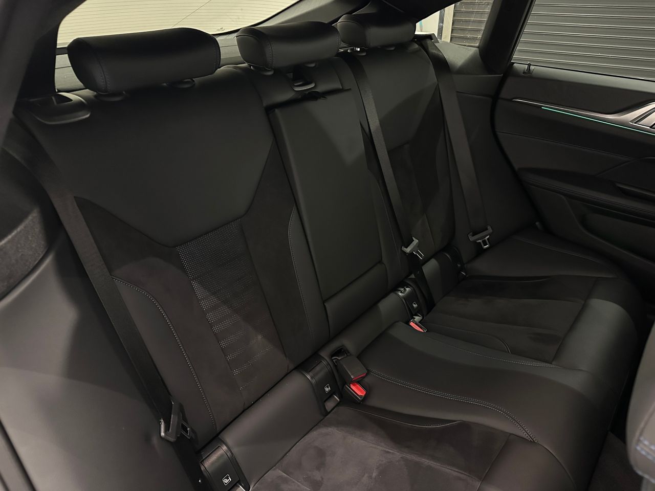 G26 i4 eDrive40 RHD