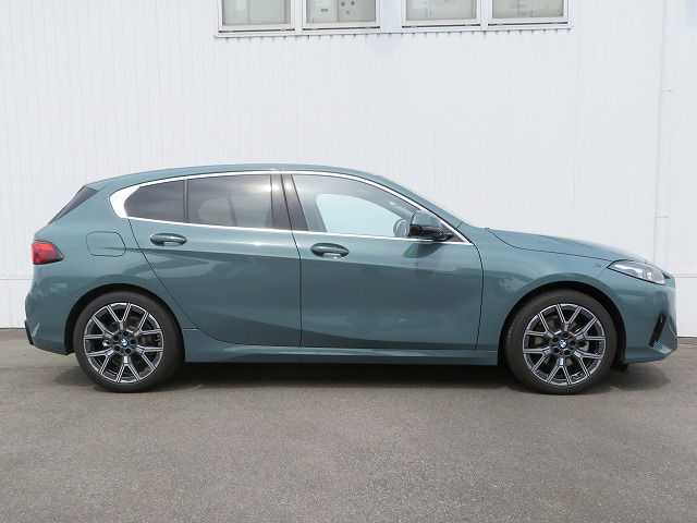 120 Sport Sports Hatch