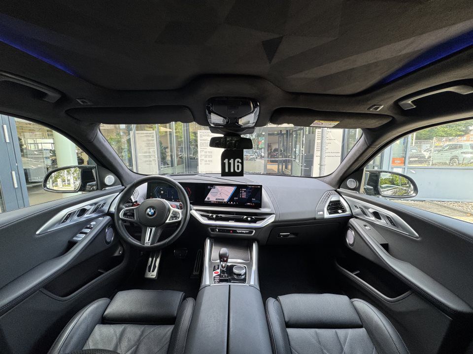 BMW XM
