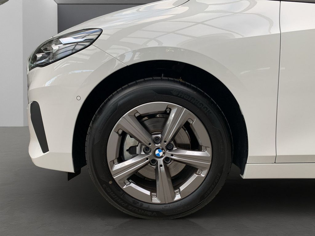 BMW 216