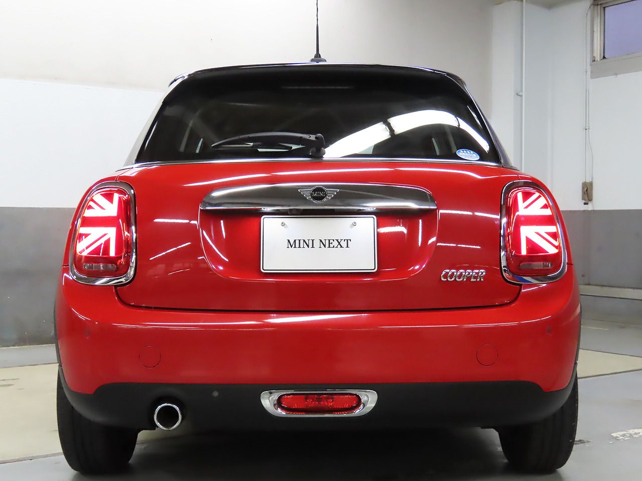 F55 MINI Cooper 5-Door Hatch LCI