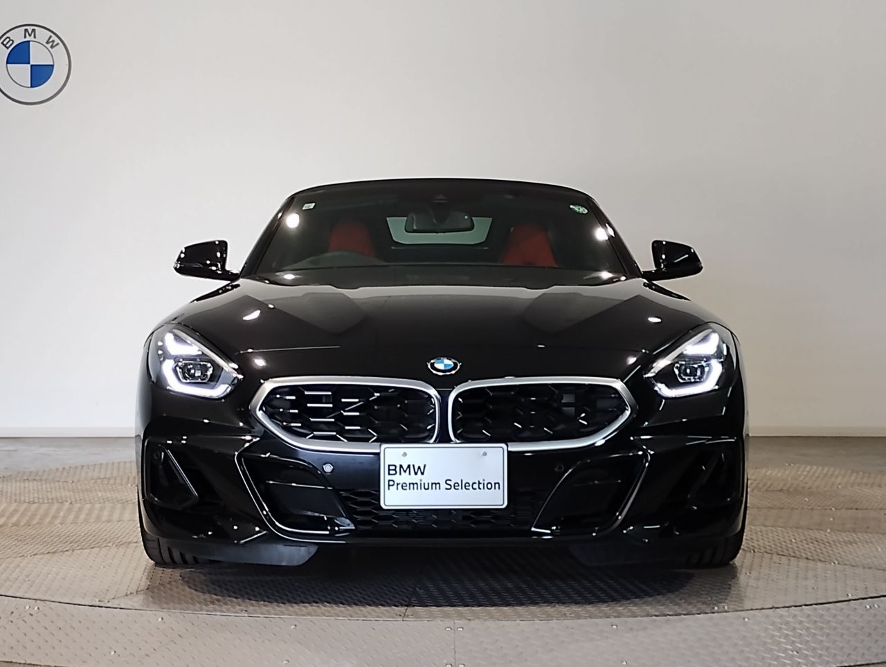 G29 z4 sDrive20i RHD