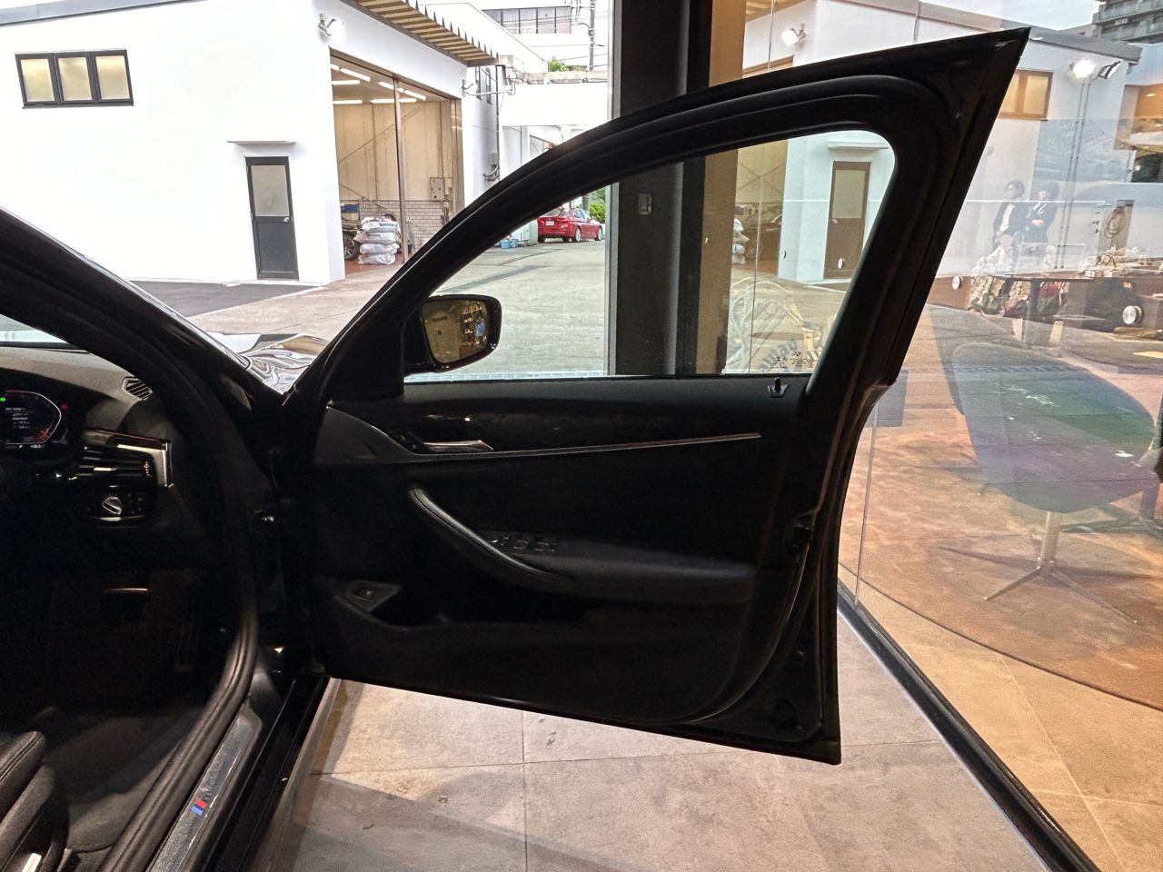 520d xDrive Touring RHD