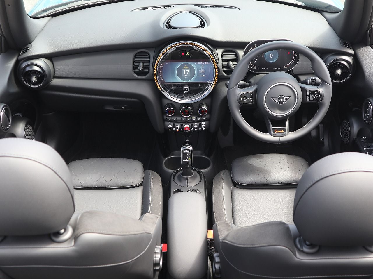 MINI Cooper S Convertible RHD