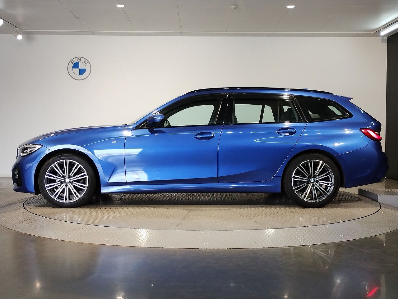 G21 320d xDrive Touring RHD