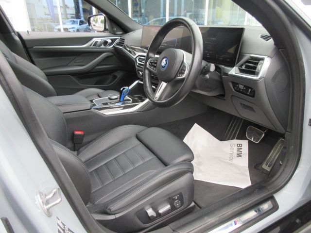 G26 i4 eDrive40 RHD