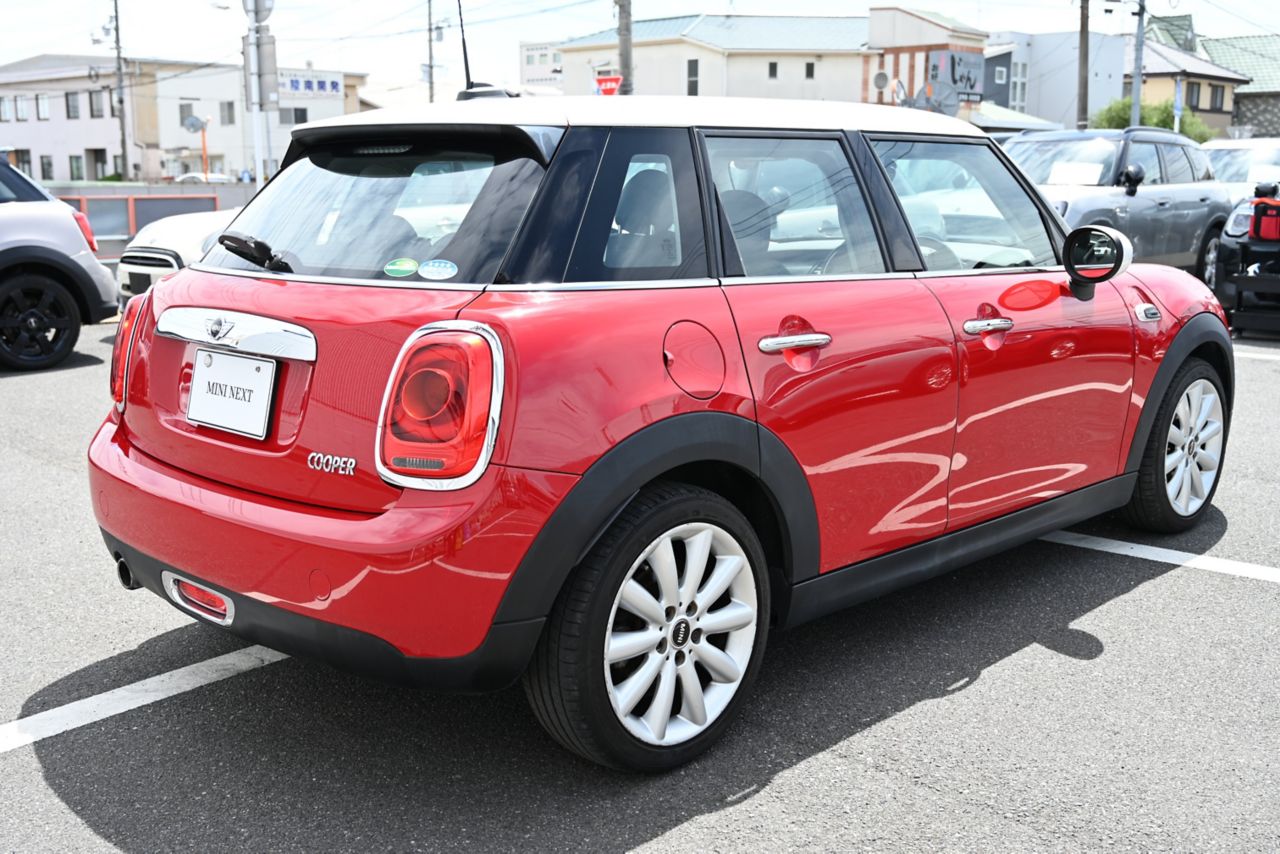 F55 COOPER