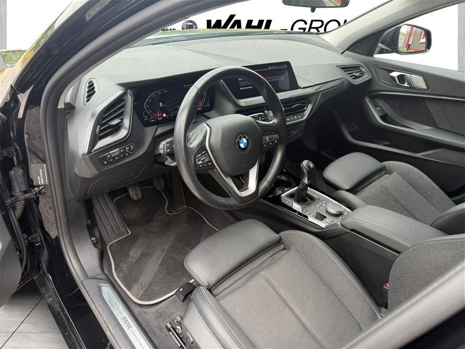 BMW 118