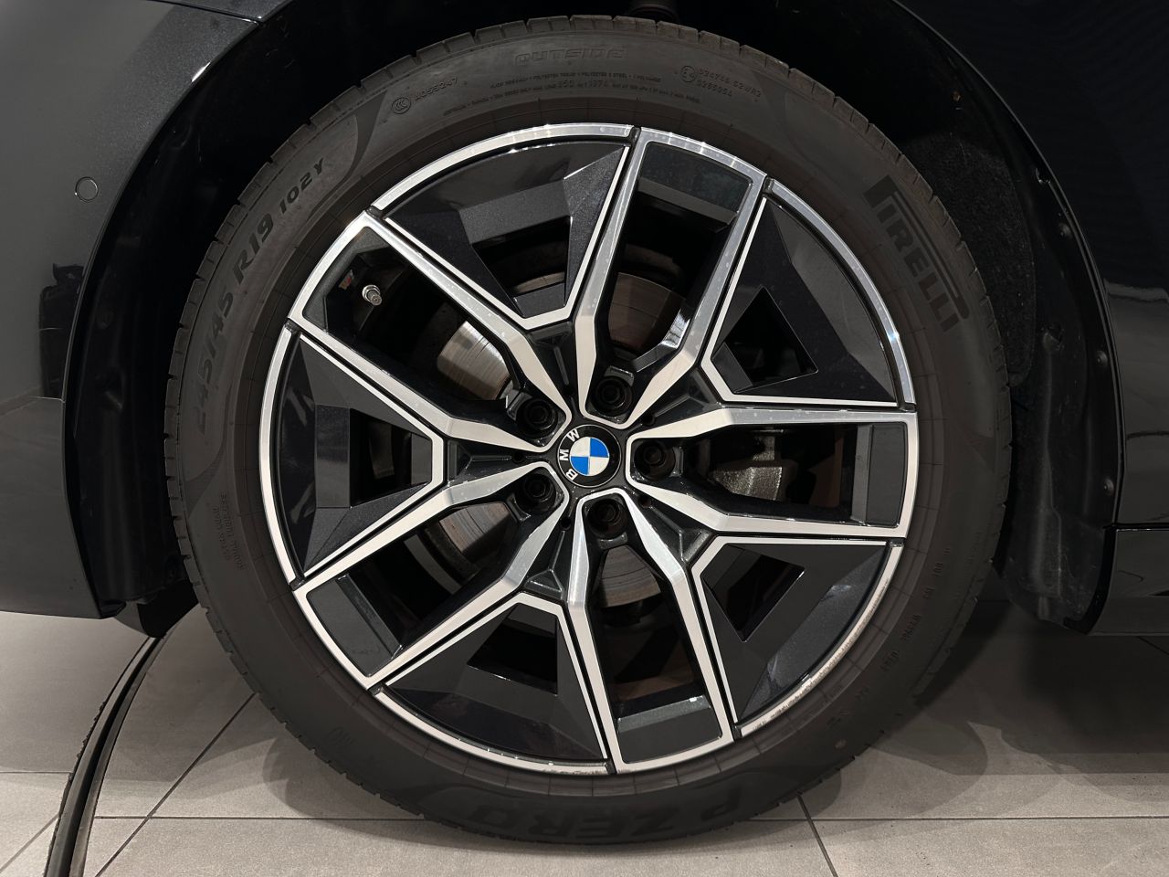 520i Sedan RHD