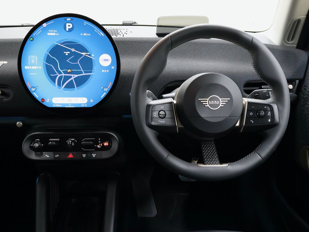 J01 MINI Cooper E