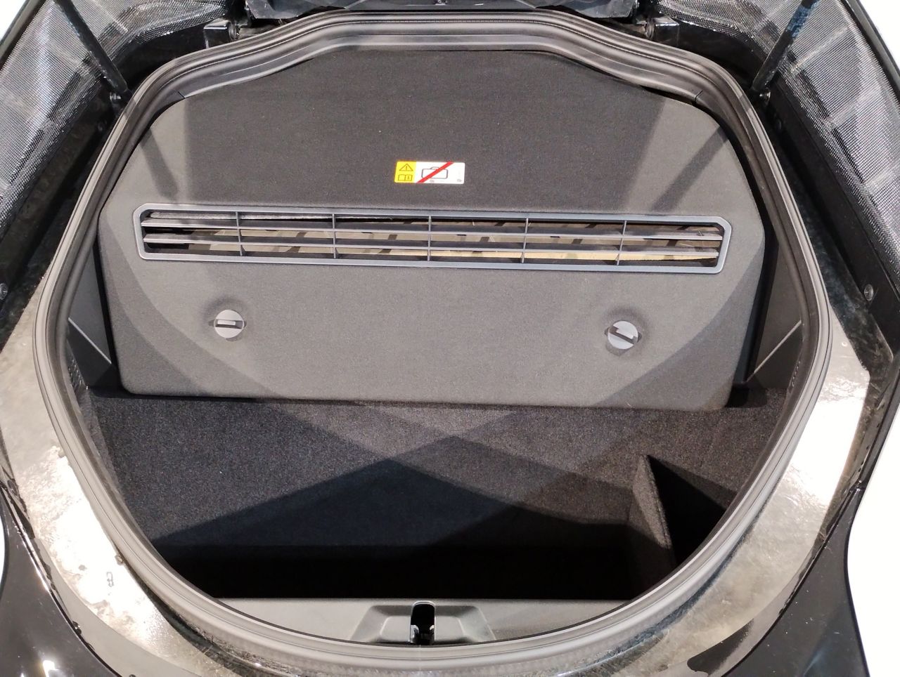 I15 i8 Roadster B38 1.5i