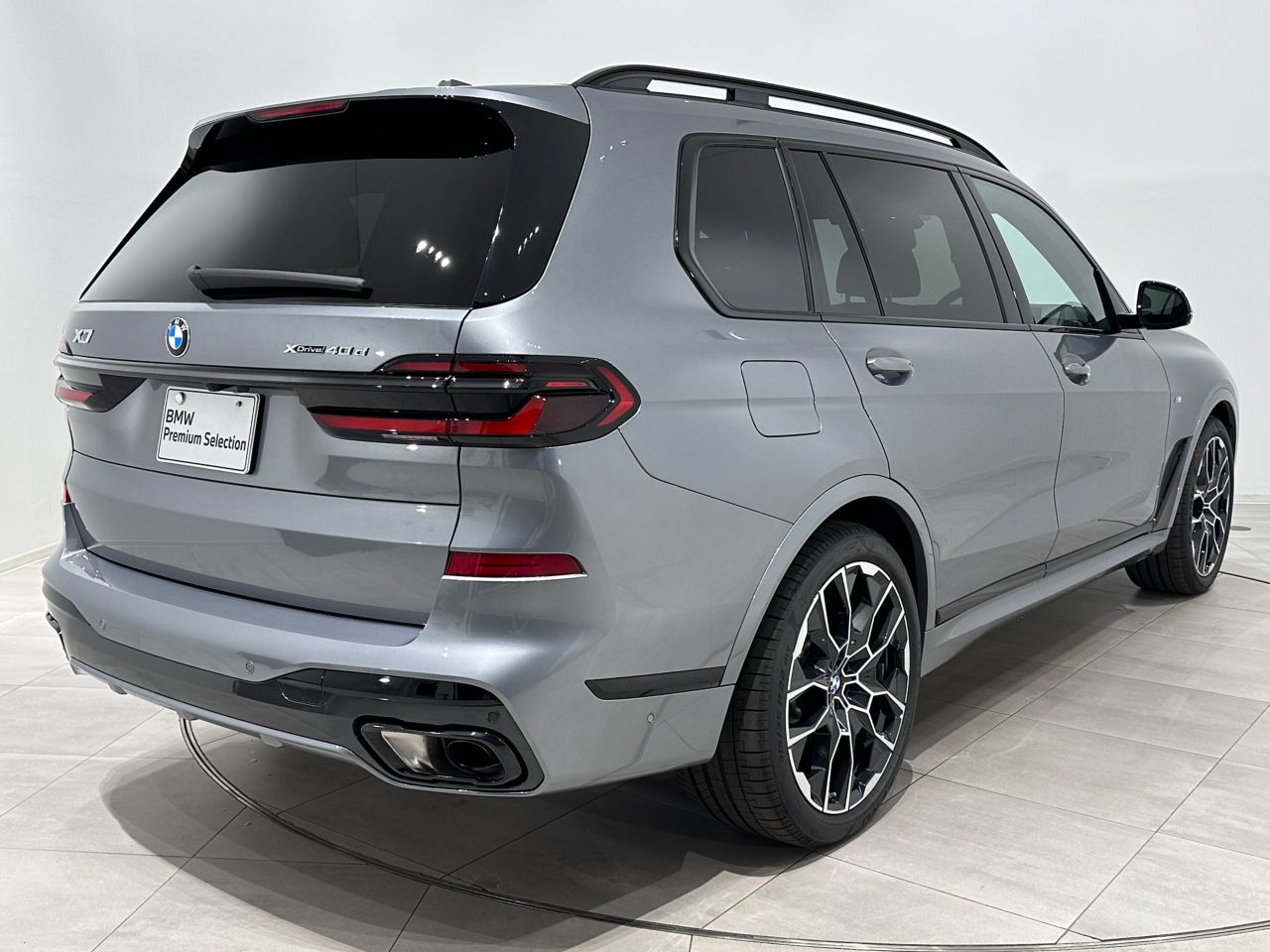 X7 xDrive40d RHD US