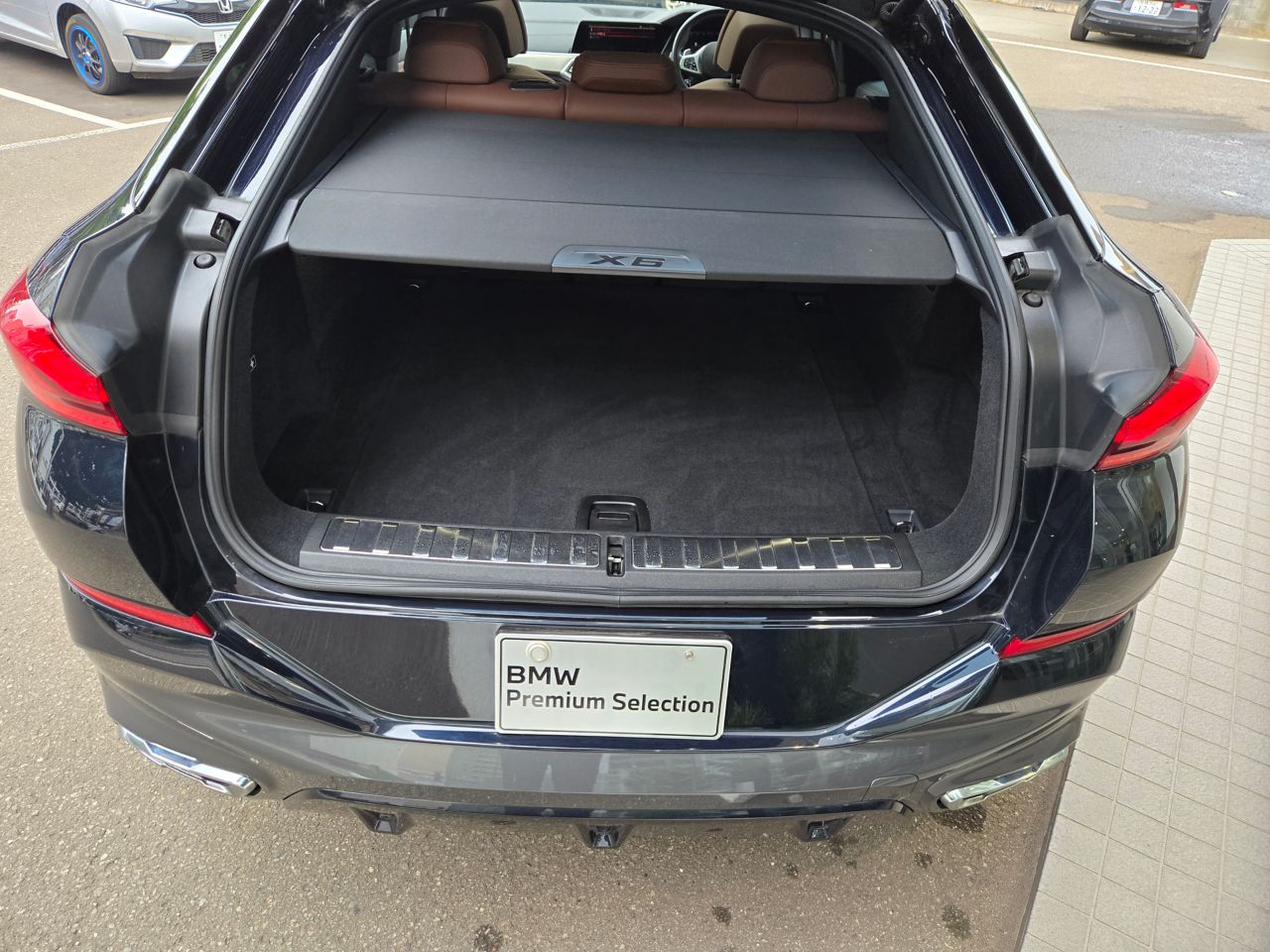 X* xDrive30d RHD