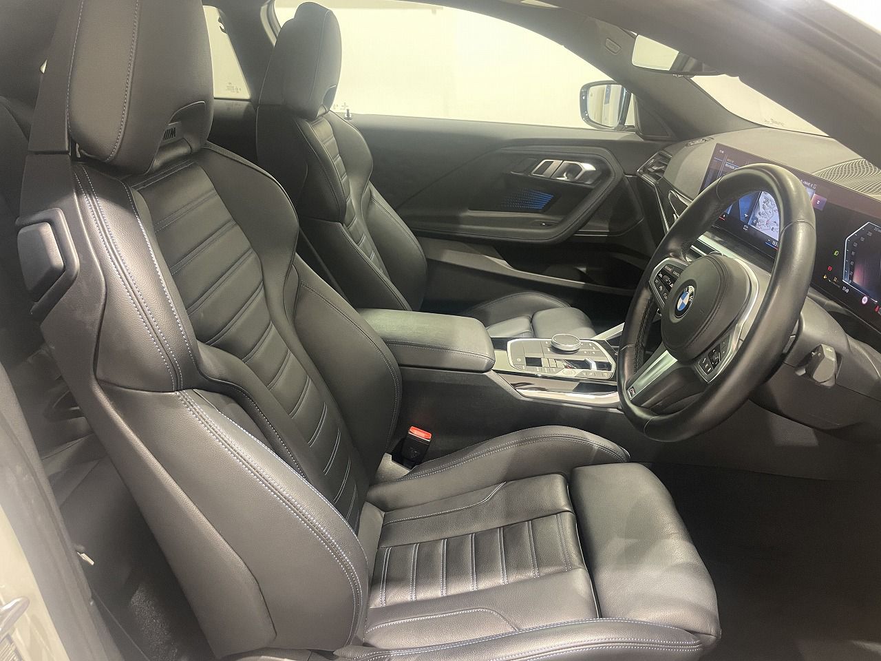 G42 220i Coupe
