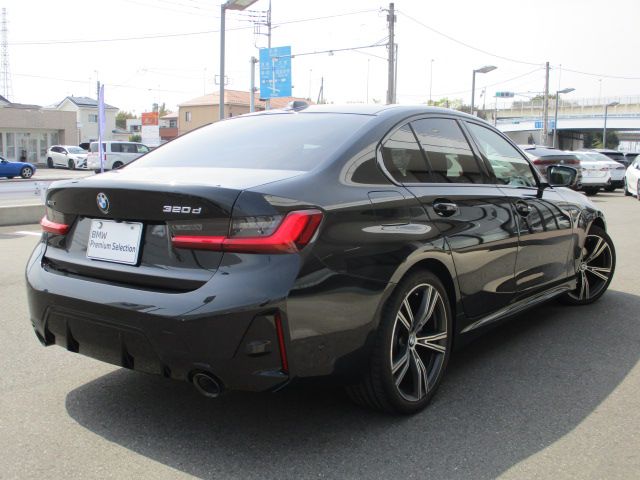320d xDrive Berline RHD