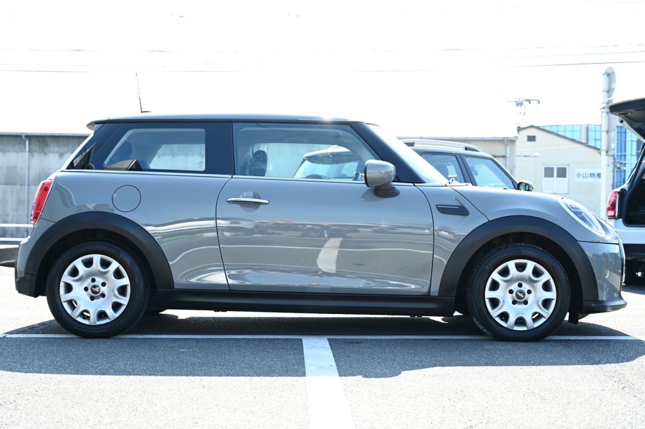 MINI One Hatch RHD F56