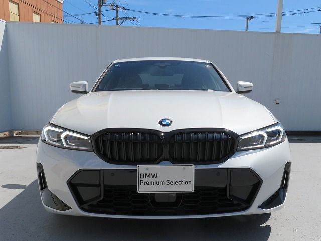 320d xDrive Berline RHD