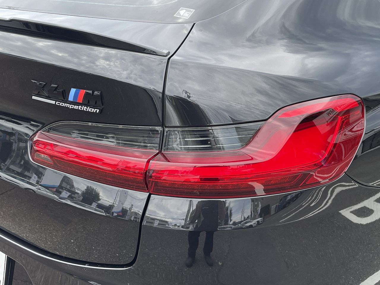 X4 M RHD