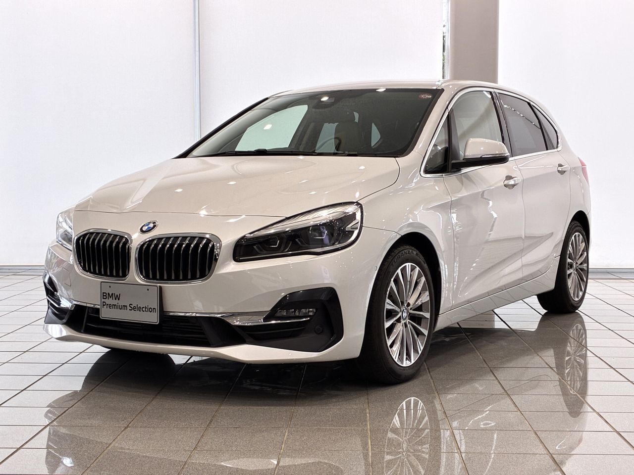 218d Active Tourer Luxury