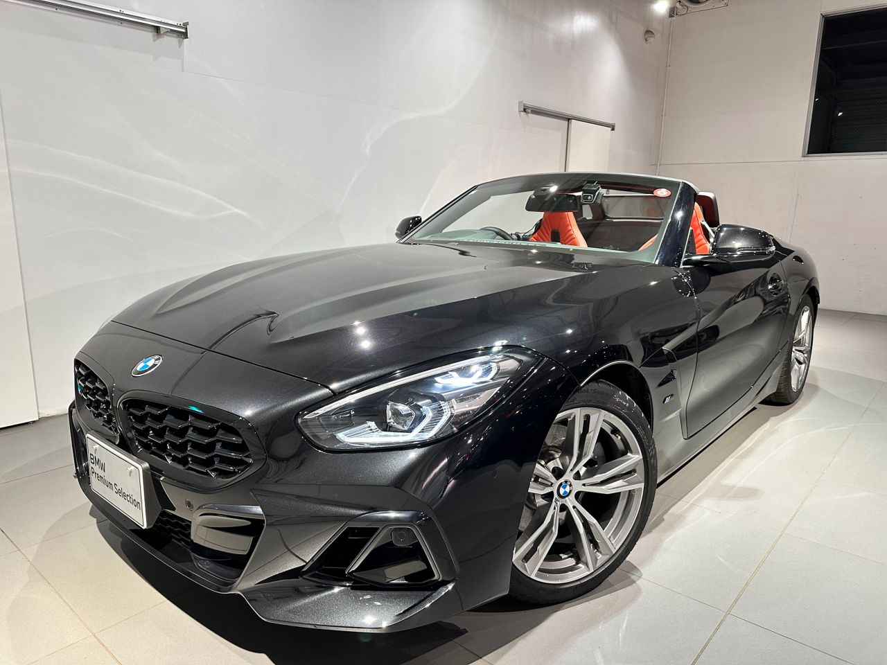 G29 z4 sDrive20i RHD