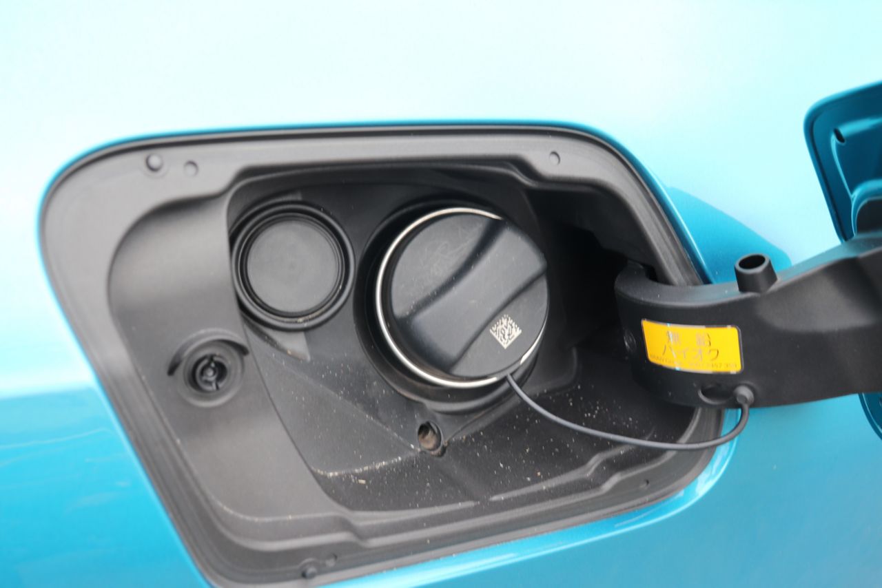 F4* **35i xDrive **** ***** B48 2.0i