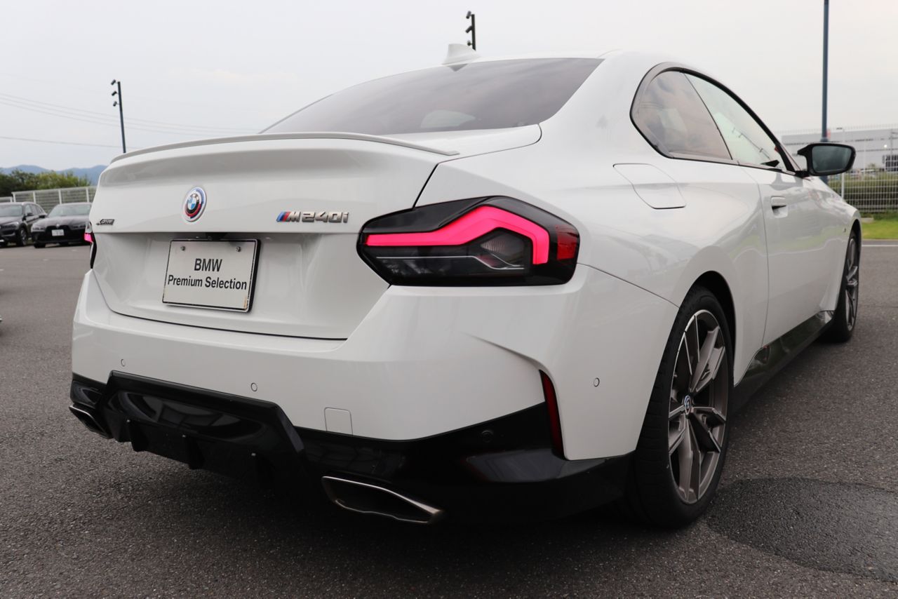 M240i xDrive Coupé RHD