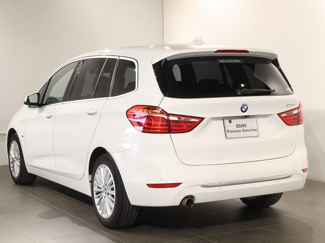 218D GRAN TOURER RHD