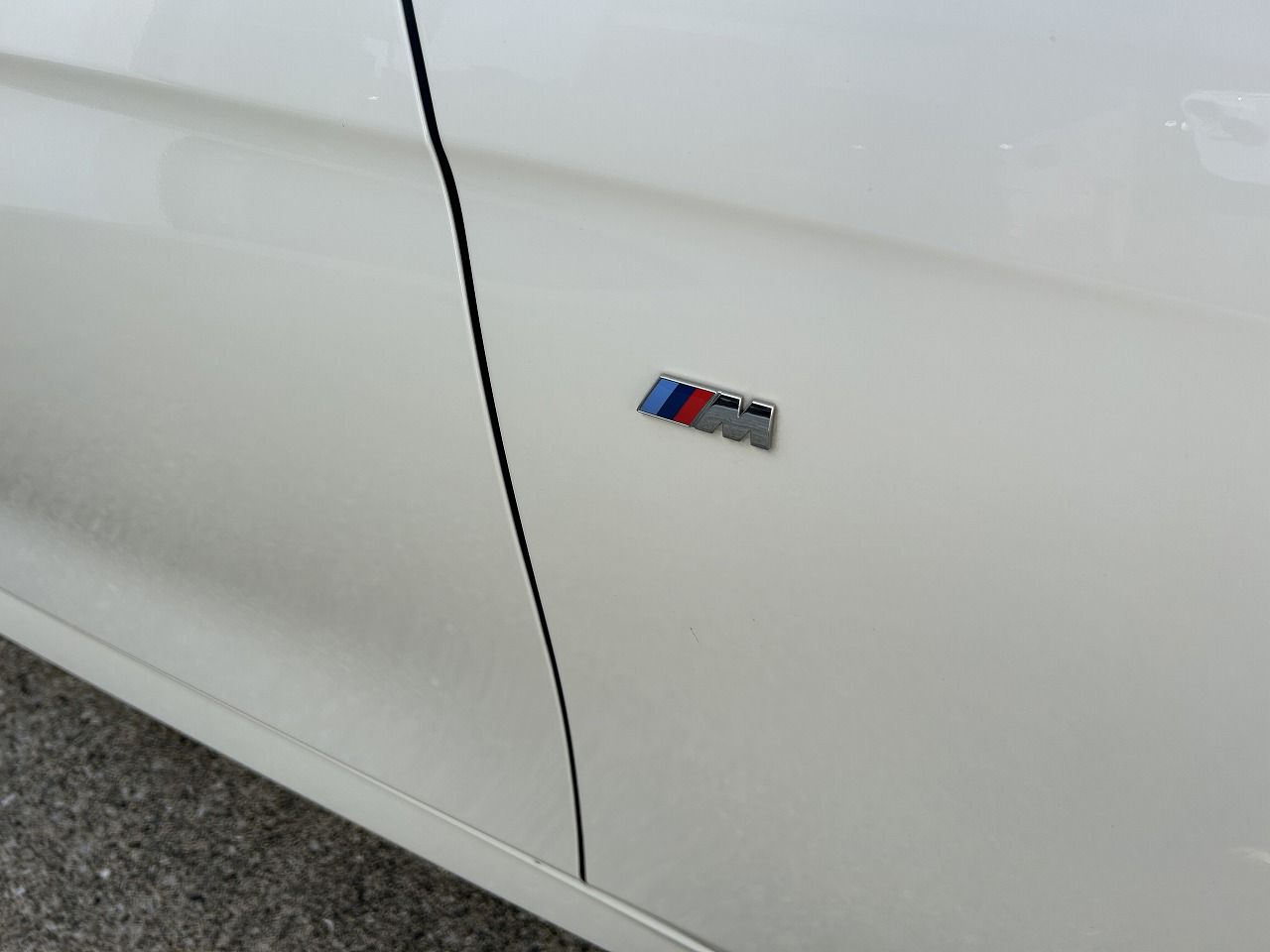 320I SEDAN RHD