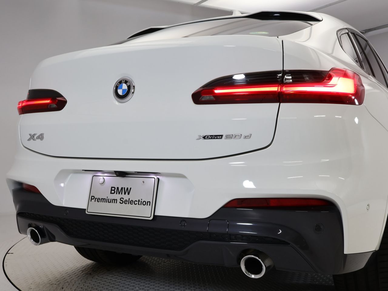 X4 xDrive20d RHD