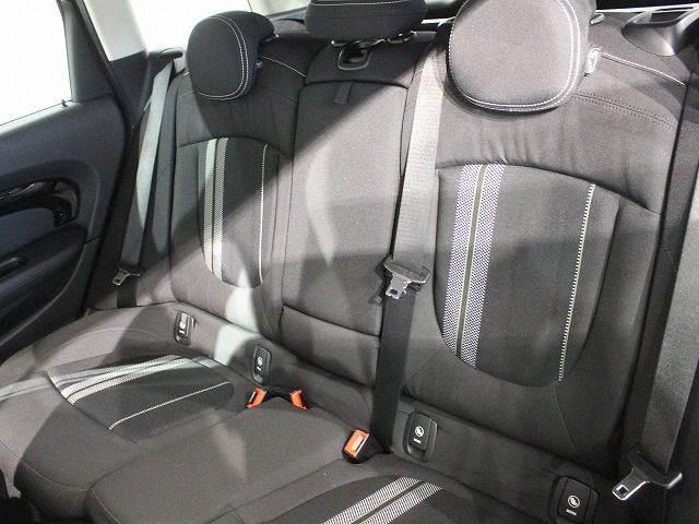 MINI COOPER S CLUBMAN