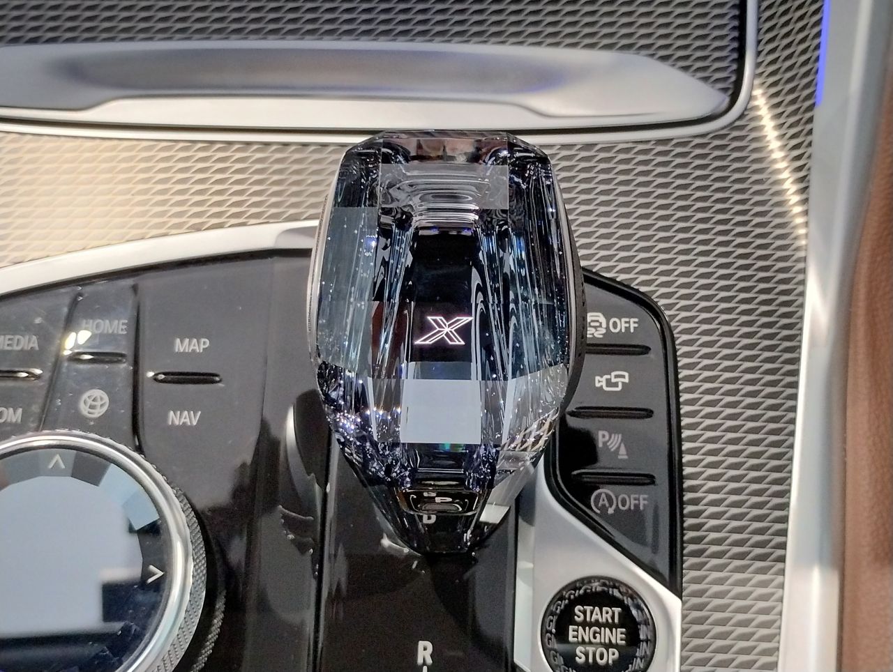 X* xDrive30d RHD