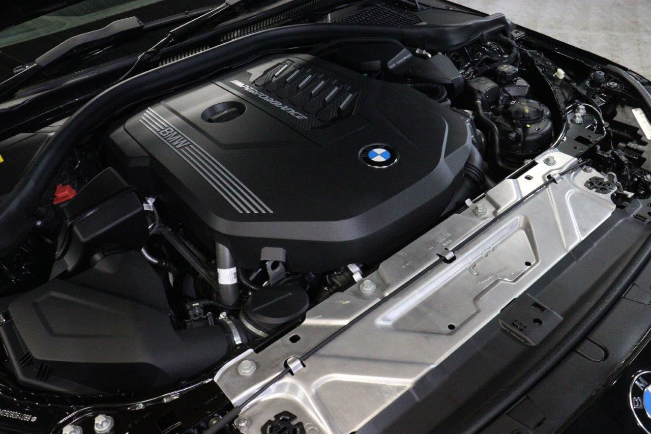 M240i xDrive Coupé RHD