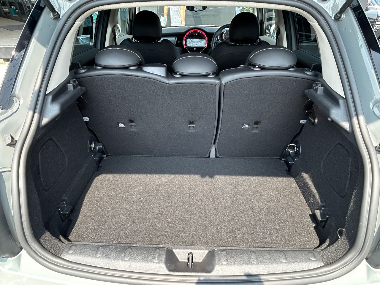 MINI F55 Cooper D 5dr Hatch LCI