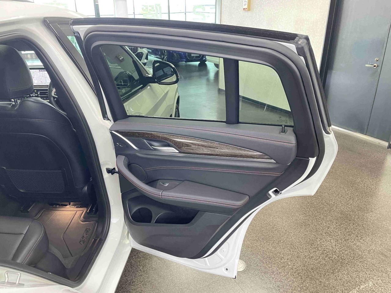 X4 xDrive20d RHD
