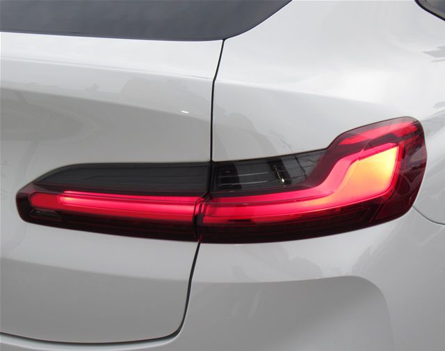 X4 xDrive20d RHD