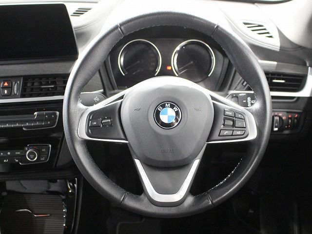 X1 sDrive18i RHD