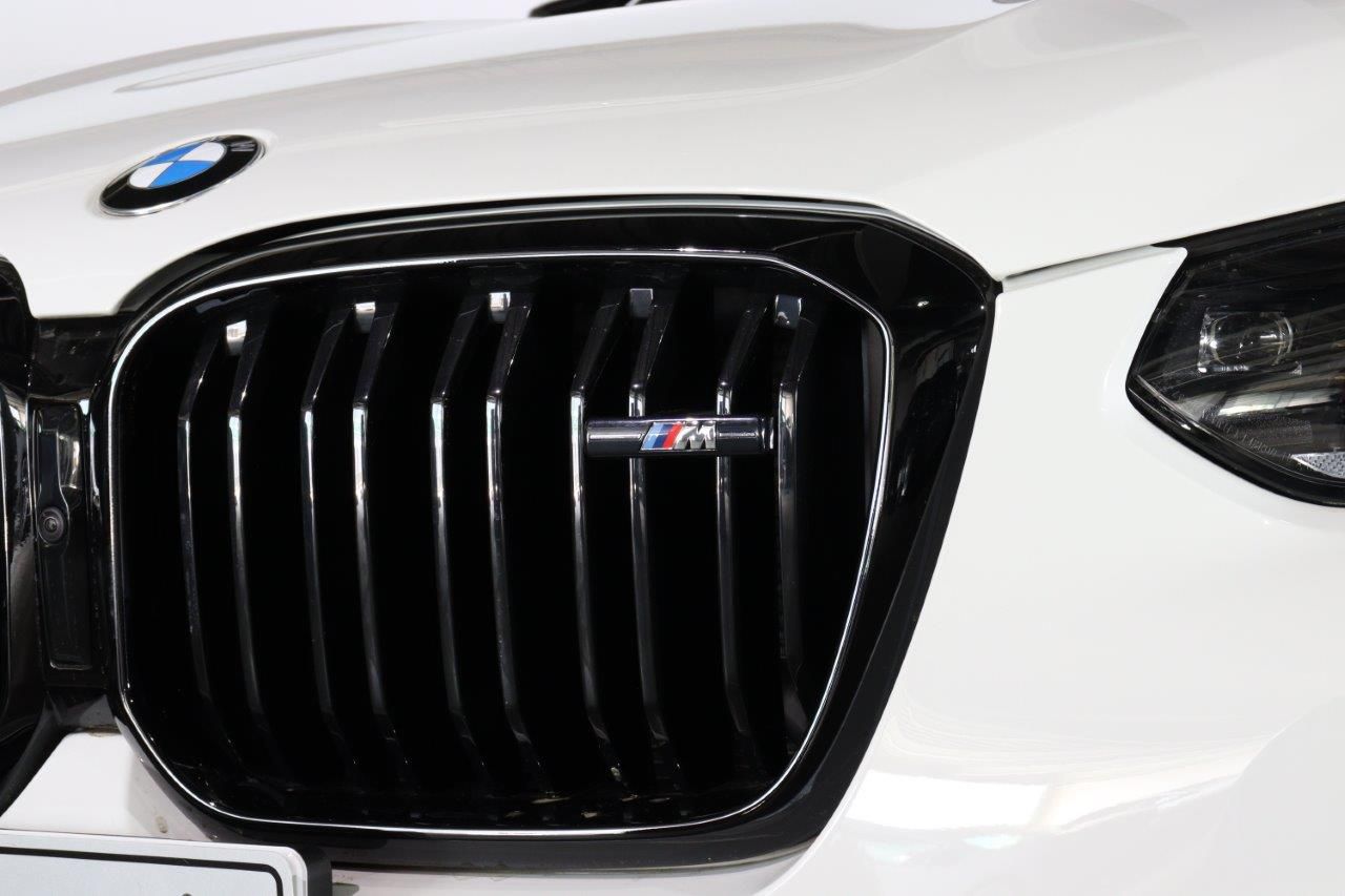 G02 X4 M40i RHD LCI