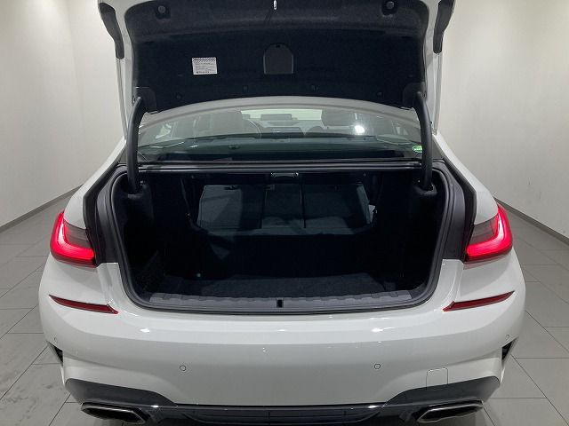 M340i xDrive Berlina