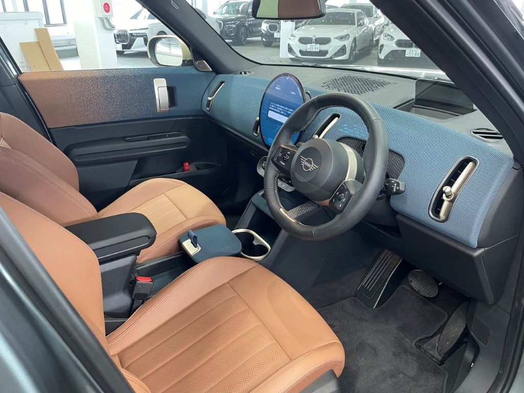 U25 MINI Countryman SE ALL4