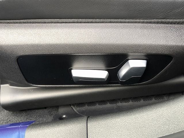 G20 330e Saloon RHD MX