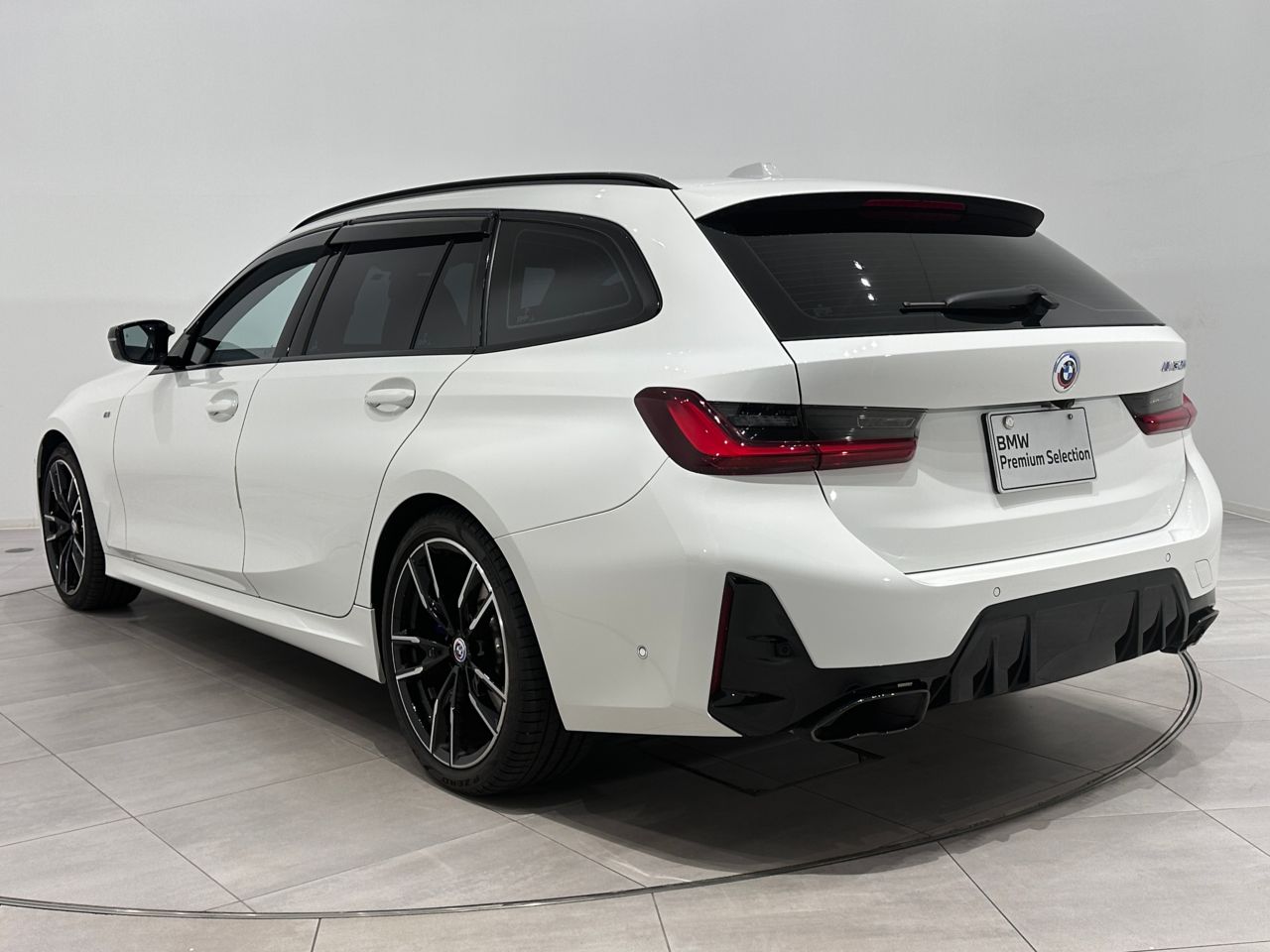 G21 M340i xDrive Touring LCI RHD