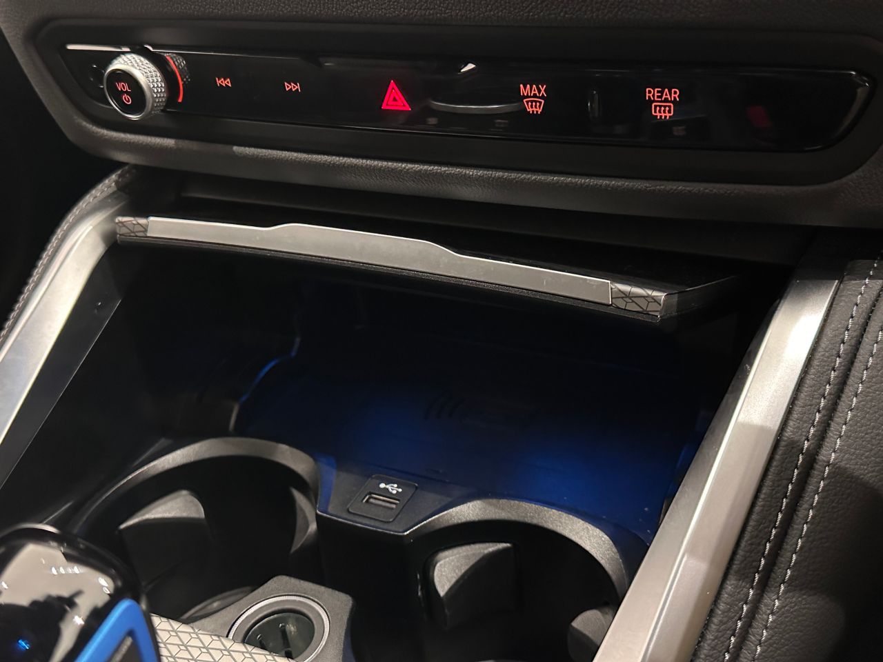 G26 i4 eDrive40 RHD