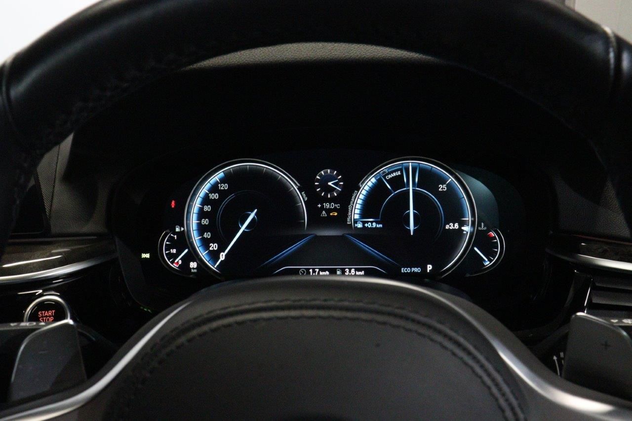 530I